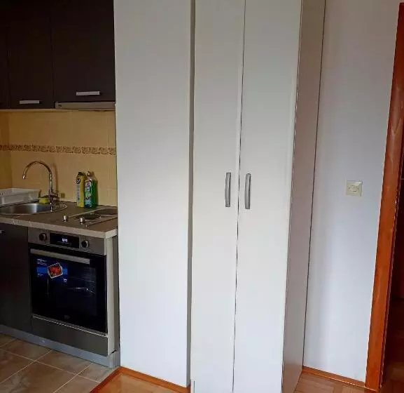 Apartment Lake Story