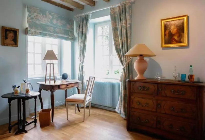 Aamiaismajoitus (B&B) Chambres D Hôtes Du Bas Manoir