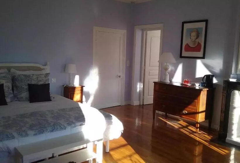 Aamiaismajoitus (B&B) Chambres D Hôtes Du Bas Manoir