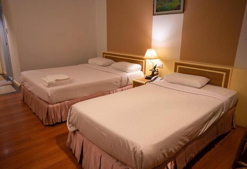 فندق โรงแรม เพนท์เฮ้าส์ รีสอร์ท เบตง