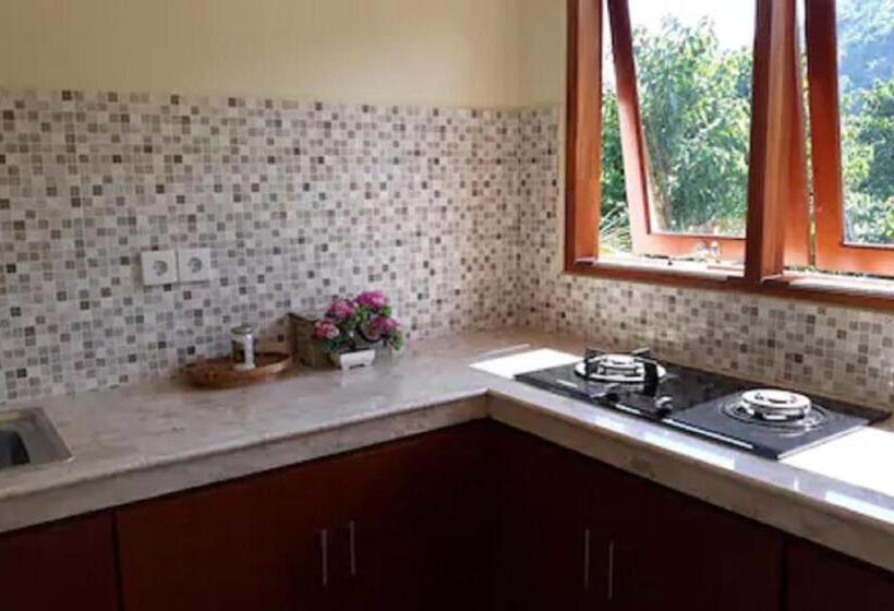 בית מלון כפרי Jaya Villa