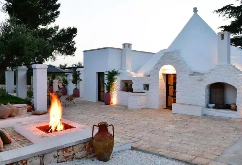 Il Trullo Bianco Country House & Spa