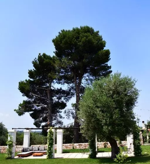Il Trullo Bianco Country House & Spa