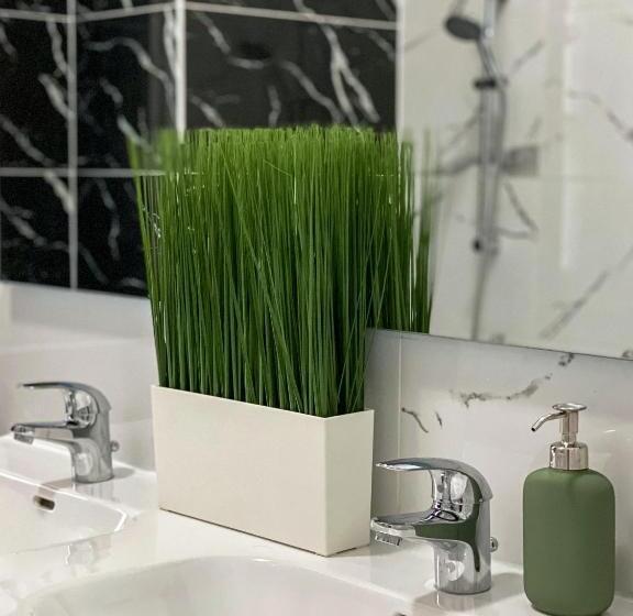 Luxury Riverside Panorama Apartment