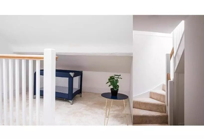 Monterey Residence   Stunning, Duplex Apartment In The Heart Of Kendal