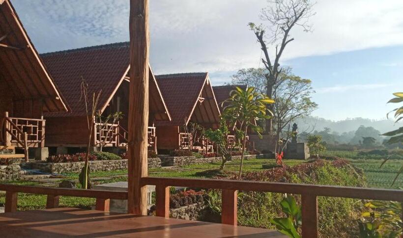 بنسيون Lakeside Log Cabins