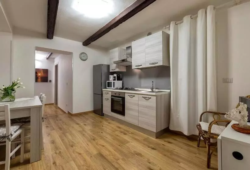 ペンション Nonna Nannina Guest House