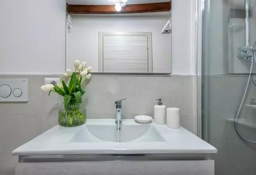 ペンション Nonna Nannina Guest House