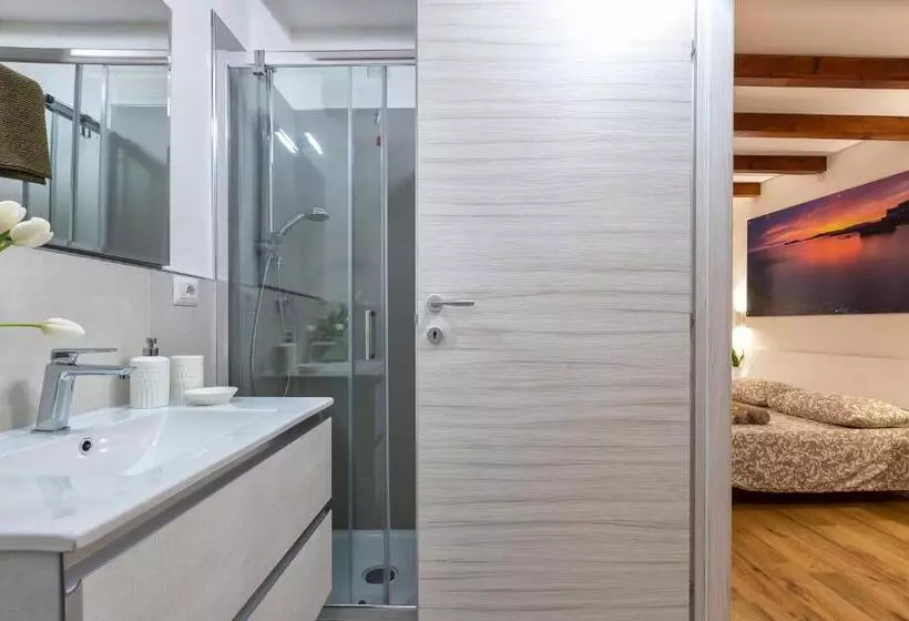 ペンション Nonna Nannina Guest House