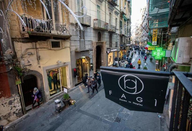 تختخواب و صبحانه Fagì Rooms In Naples