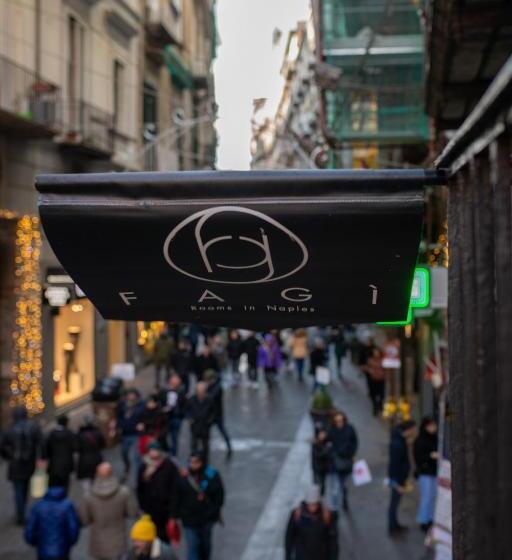 تختخواب و صبحانه Fagì Rooms In Naples