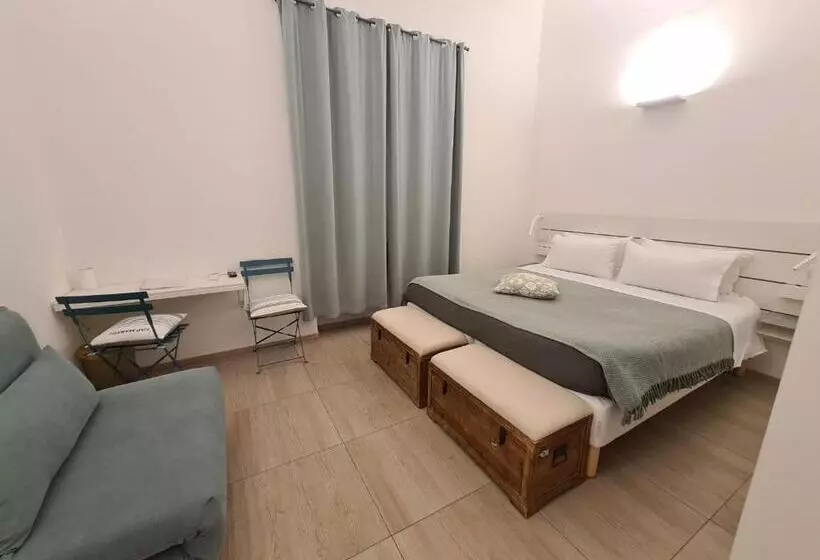 Central Savona B&b