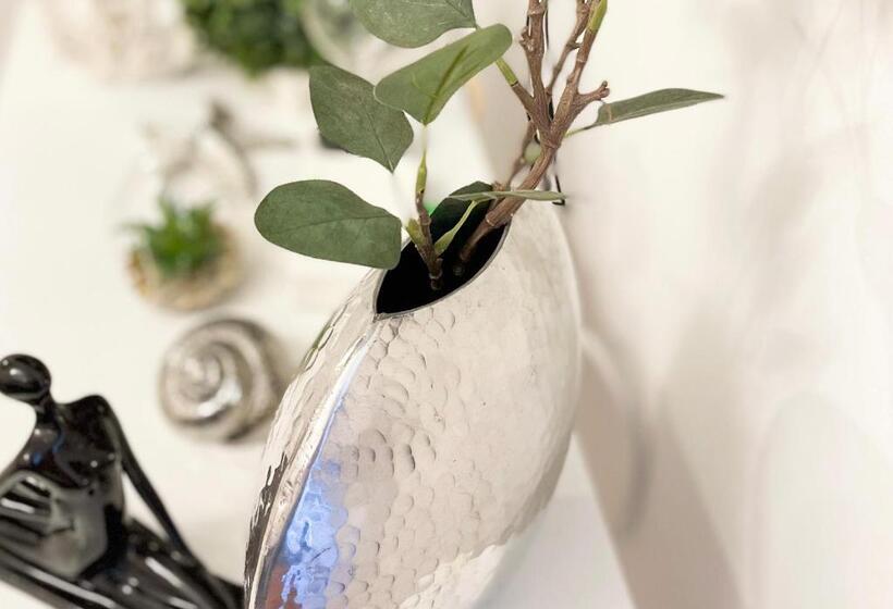 Downtown Deak Ferris Wheel Luxury Home