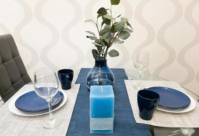 Downtown Deak Ferris Wheel Luxury Home