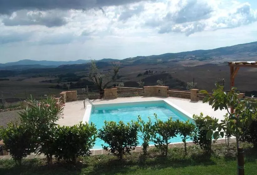 Hotelli Agriturismo Casa Al Povero