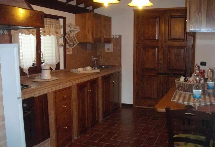 Hotelli Agriturismo Casa Al Povero