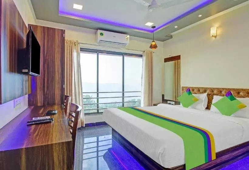 ホテル Treebo Dreamworld