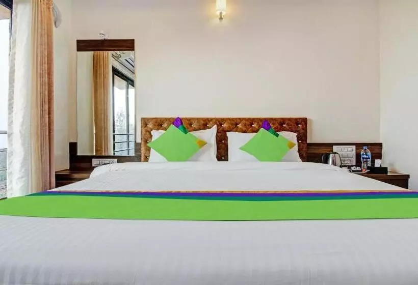 ホテル Treebo Dreamworld