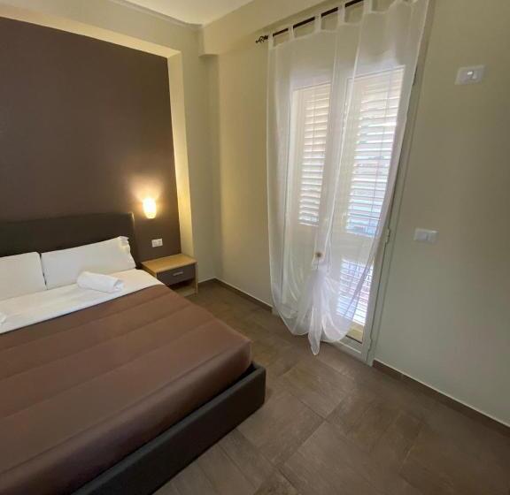 Nick & Santo S Holiday Homes B&b