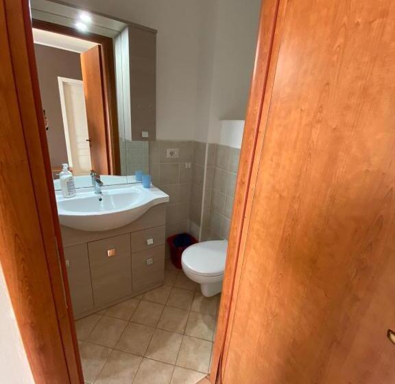 Nick & Santo S Holiday Homes B&b