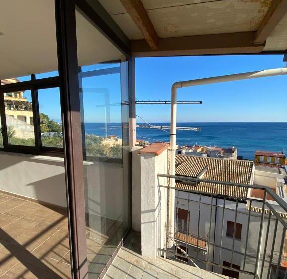 Nick & Santo S Holiday Homes B&b