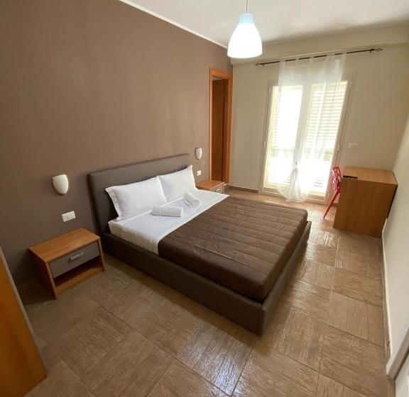 Nick & Santo S Holiday Homes B&b