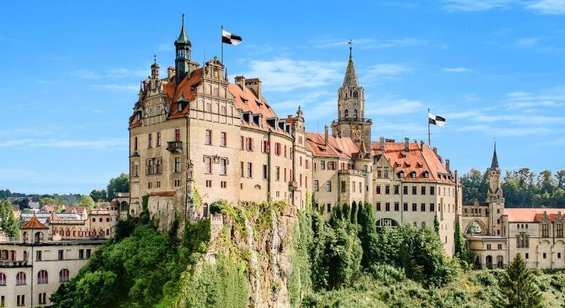 Schöne, Große Ferienwohnung Direkt Am Donauradweg & Keltenstadt Heuneburg