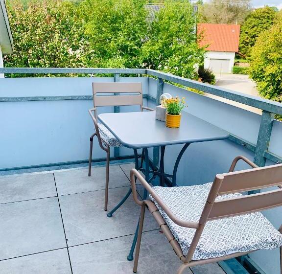 Schöne, Große Ferienwohnung Direkt Am Donauradweg & Keltenstadt Heuneburg