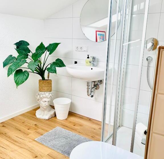 Schöne, Große Ferienwohnung Direkt Am Donauradweg & Keltenstadt Heuneburg