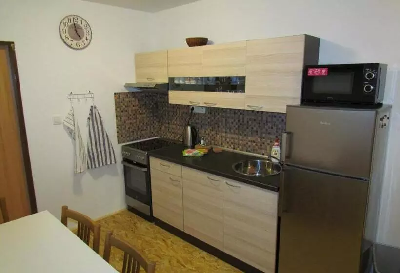 Dopravna Alžbětín