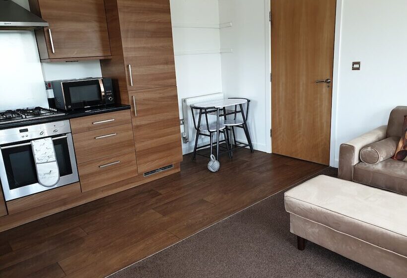 Early Knights At Huddersfield