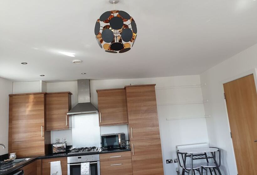 Early Knights At Huddersfield