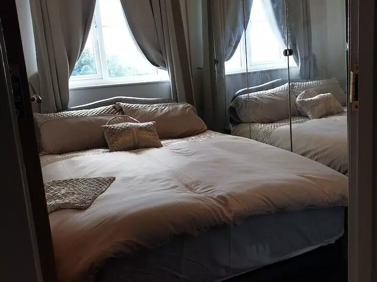 Early Knights At Huddersfield