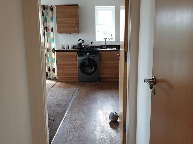 Early Knights At Huddersfield