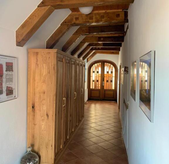 Ferienwohnungen Im Gewölbe