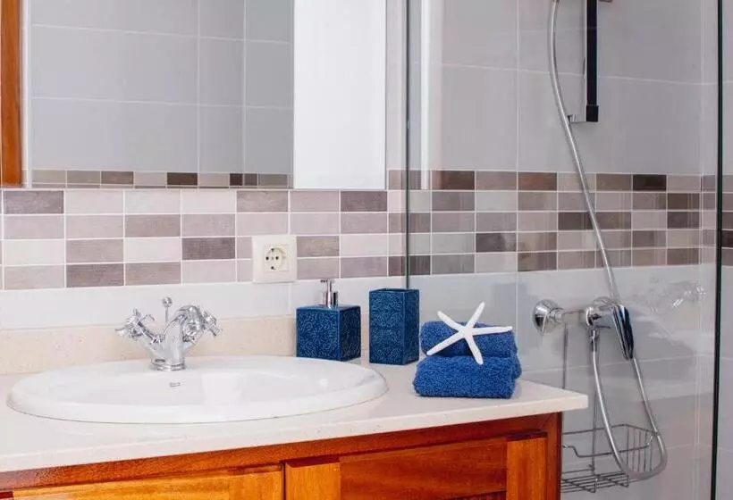 Frontline Villa 26, Modern Coastal Design With Amazing Views