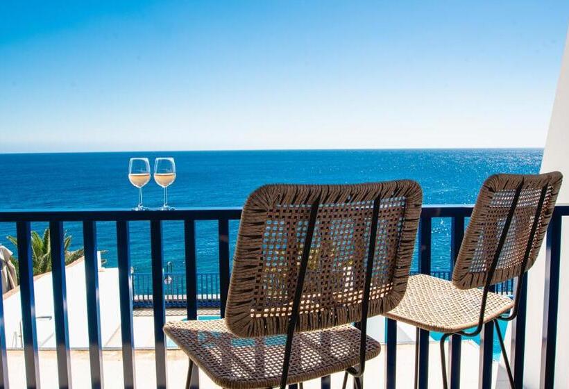 Frontline Villa 26, Modern Coastal Design With Amazing Views