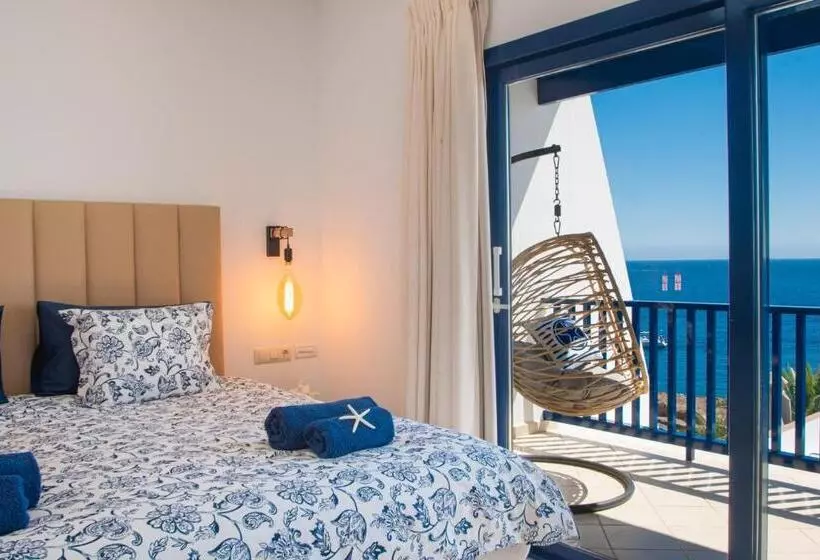 Frontline Villa 26, Modern Coastal Design With Amazing Views