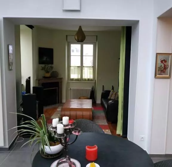 Le Palmier, Maison De Ville, 3 Chambres Et Jardin/terrasse