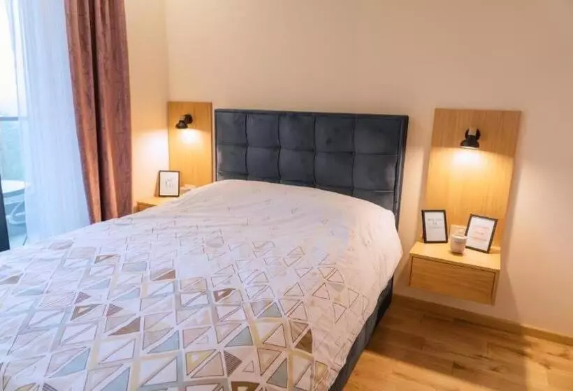Lux Apartman  Twins