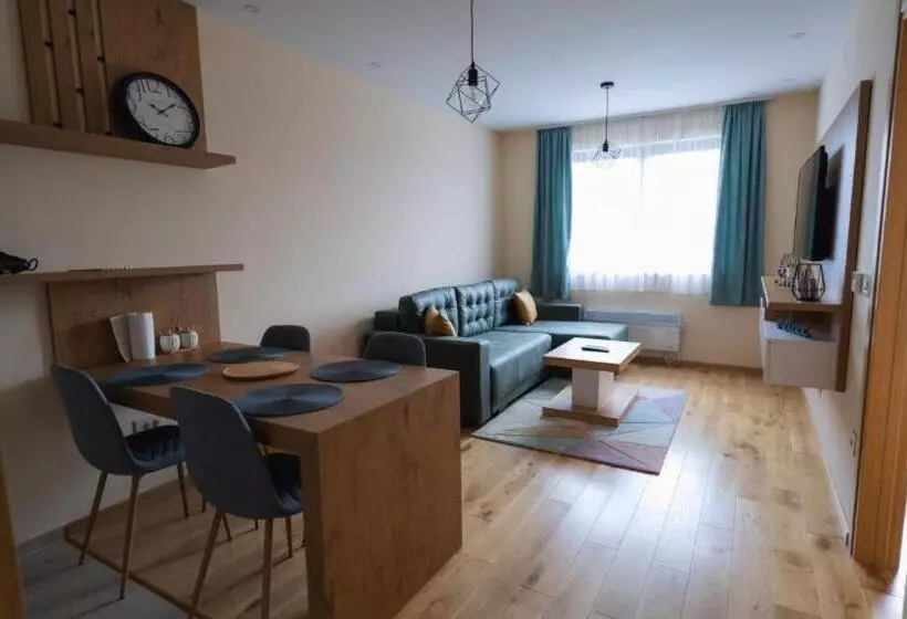 Lux Apartman  Twins