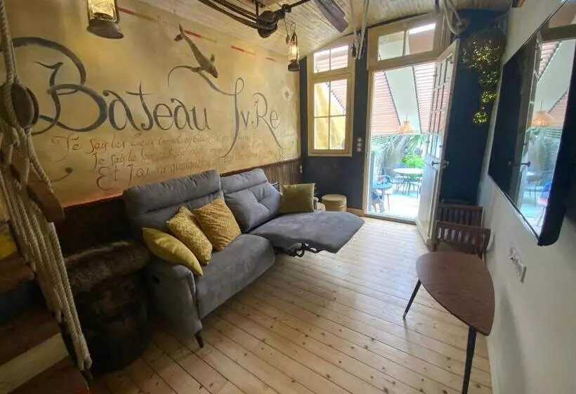 Maison Bord De Mer « le Bateau Ivre »