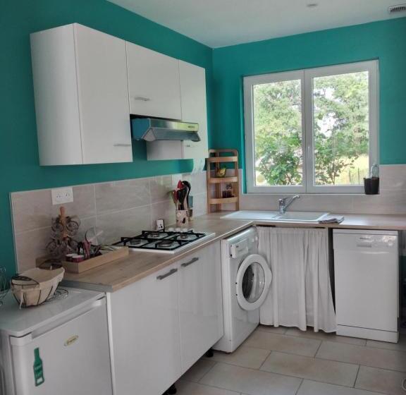 Maison Studio Individuelle Fraichement Rénovée