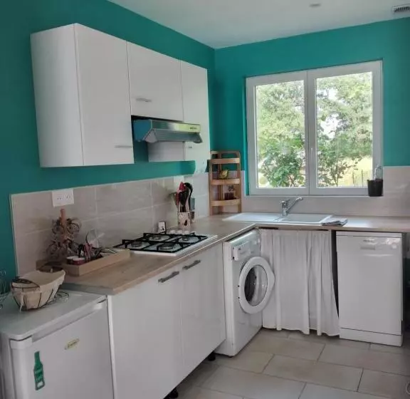 Maison Studio Individuelle Fraichement Rénovée