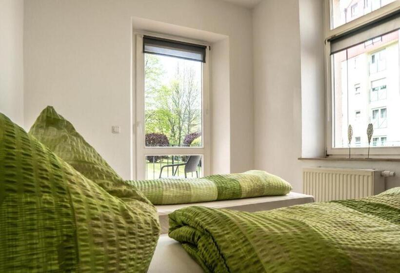 Malerische Maisonettewohnung Mit Zwei Balkonen