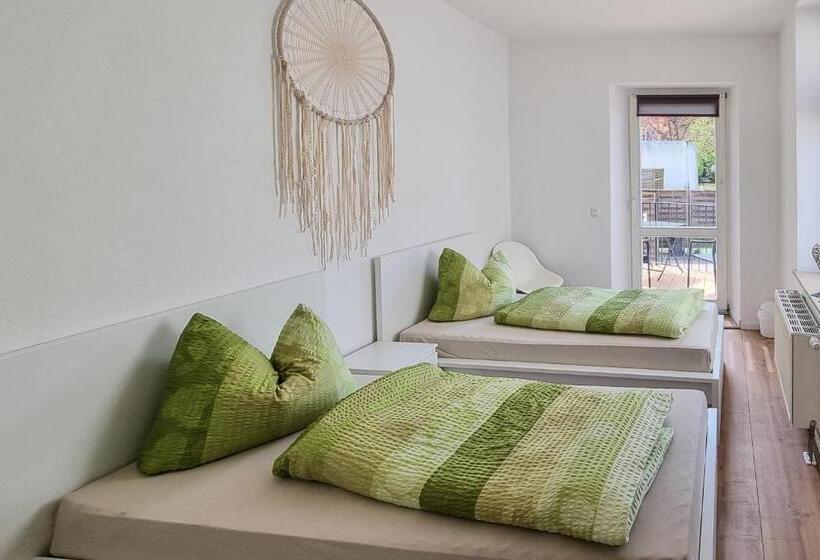 Malerische Maisonettewohnung Mit Zwei Balkonen