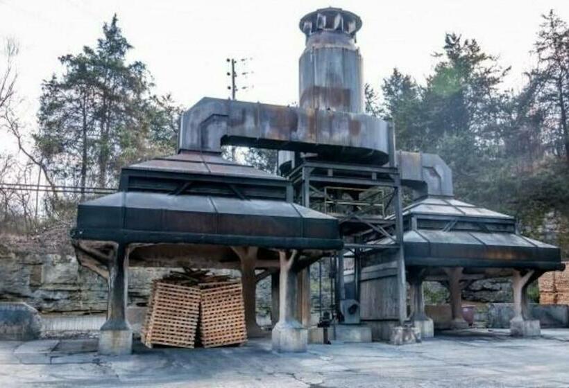 Newly Renovated Cozy Place Minutes From The Lake