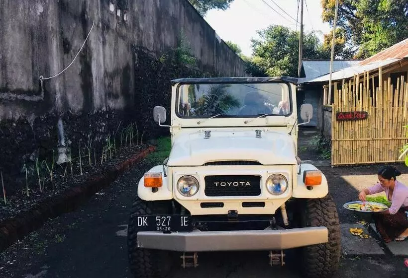 ペンション Ampik Batur