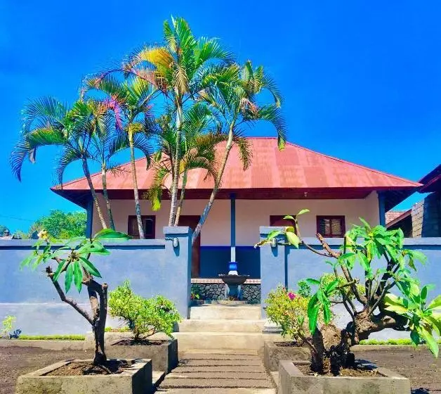 ペンション Ampik Batur