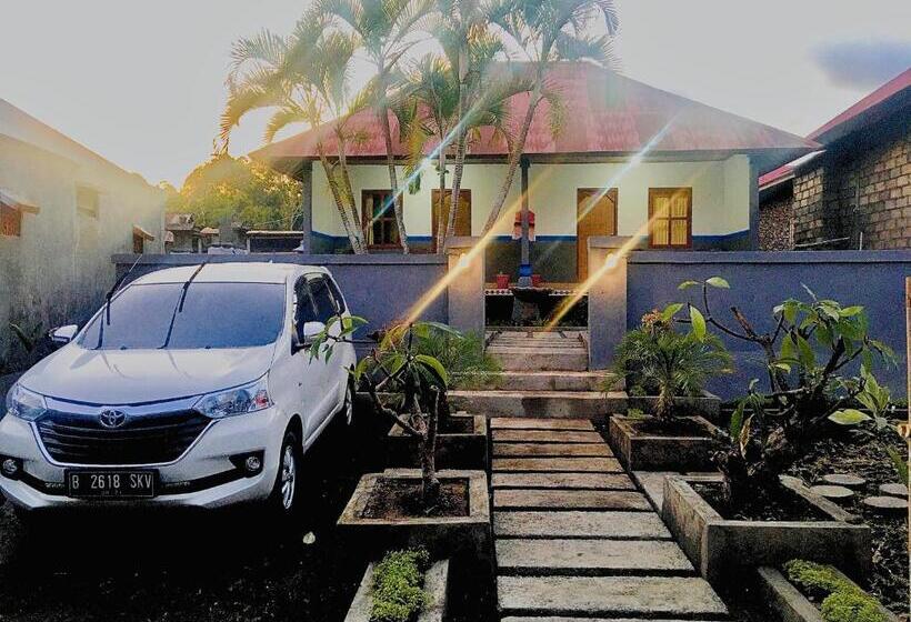 膳宿费 Ampik Batur